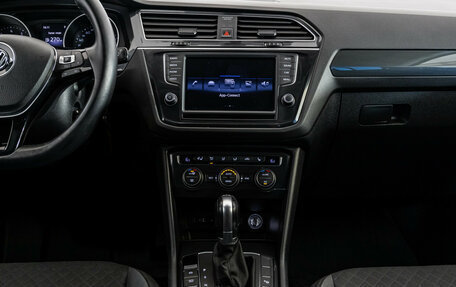 Volkswagen Tiguan II, 2017 год, 2 099 000 рублей, 15 фотография