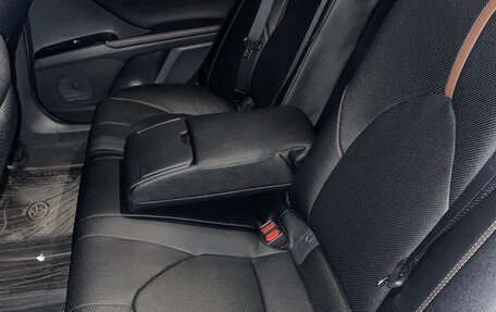 Toyota Camry, 2020 год, 3 000 000 рублей, 8 фотография