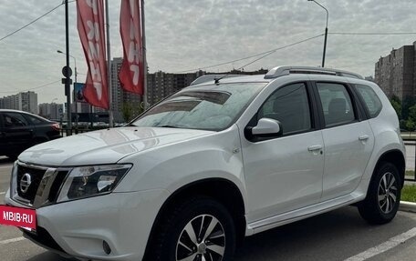 Nissan Terrano III, 2016 год, 1 550 000 рублей, 2 фотография