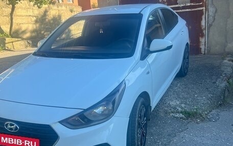 Hyundai Solaris II рестайлинг, 2018 год, 930 000 рублей, 4 фотография