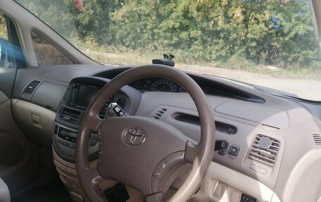 Toyota Estima III рестайлинг -2, 2005 год, 1 100 000 рублей, 11 фотография