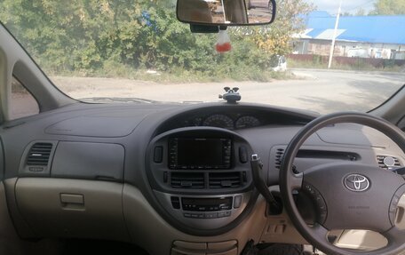 Toyota Estima III рестайлинг -2, 2005 год, 1 100 000 рублей, 9 фотография