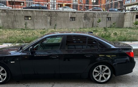 BMW 5 серия, 2003 год, 650 000 рублей, 2 фотография