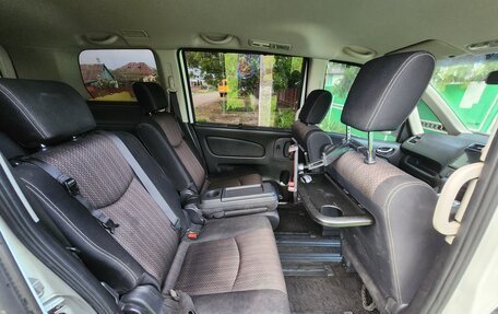 Nissan Serena IV, 2015 год, 1 350 000 рублей, 12 фотография