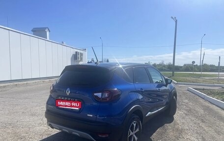Renault Kaptur I рестайлинг, 2020 год, 1 550 000 рублей, 4 фотография
