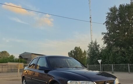 Opel Vectra B рестайлинг, 1998 год, 1 фотография