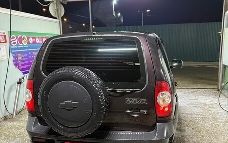 Chevrolet Niva I рестайлинг, 2016 год, 550 000 рублей, 5 фотография