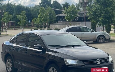 Volkswagen Jetta VI, 2011 год, 890 000 рублей, 5 фотография