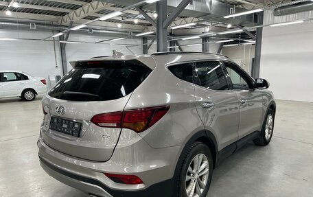 Hyundai Santa Fe III рестайлинг, 2017 год, 2 930 000 рублей, 4 фотография