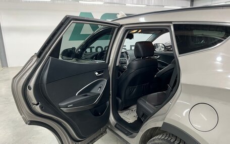 Hyundai Santa Fe III рестайлинг, 2017 год, 2 930 000 рублей, 13 фотография