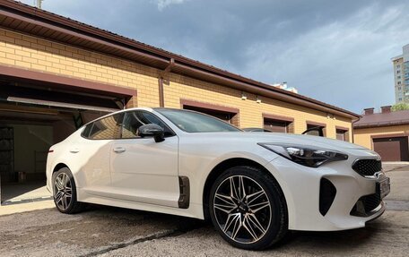 KIA Stinger I, 2023 год, 4 500 000 рублей, 1 фотография