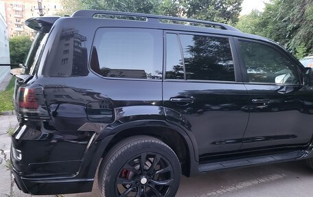 Toyota Land Cruiser 200, 2017 год, 6 000 000 рублей, 4 фотография