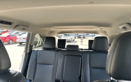 Toyota Highlander III, 2019 год, 3 850 000 рублей, 9 фотография