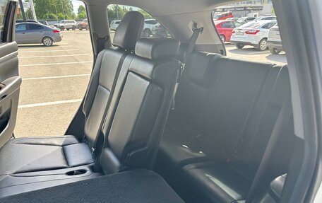 Toyota Highlander III, 2019 год, 3 850 000 рублей, 10 фотография