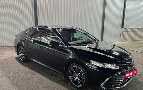 Toyota Camry, 2021 год, 3 150 000 рублей, 4 фотография