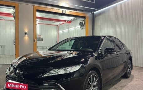 Toyota Camry, 2021 год, 3 150 000 рублей, 6 фотография