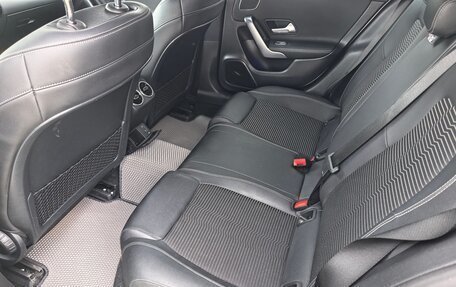 Mercedes-Benz CLA, 2020 год, 2 400 000 рублей, 19 фотография
