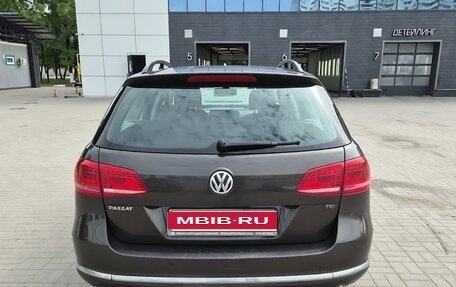 Volkswagen Passat B7, 2014 год, 1 050 000 рублей, 2 фотография