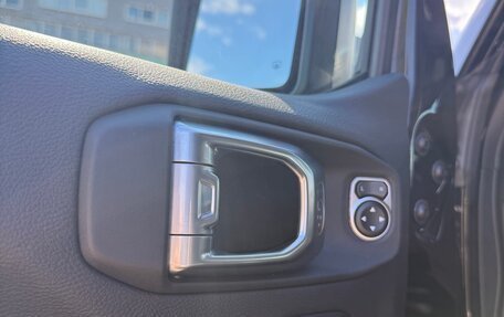 Jeep Wrangler, 2023 год, 6 900 000 рублей, 9 фотография