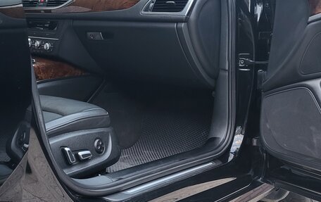 Audi A6, 2015 год, 1 950 000 рублей, 10 фотография