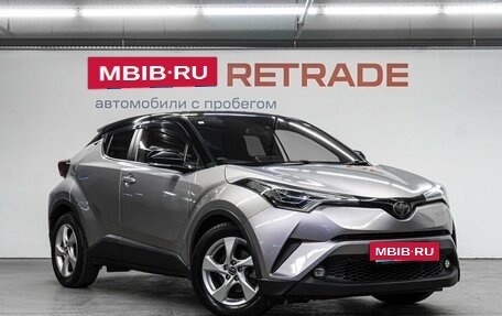 Toyota C-HR I рестайлинг, 2018 год, 2 599 000 рублей, 4 фотография