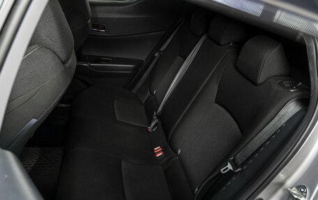 Toyota C-HR I рестайлинг, 2018 год, 2 599 000 рублей, 12 фотография