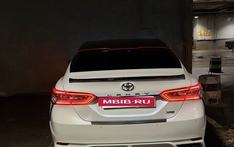 Toyota Camry, 2018 год, 2 570 000 рублей, 14 фотография