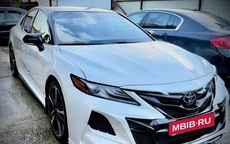 Toyota Camry, 2018 год, 2 570 000 рублей, 4 фотография