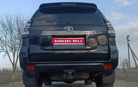 Toyota Land Cruiser Prado 150 рестайлинг 2, 2020 год, 6 600 000 рублей, 6 фотография