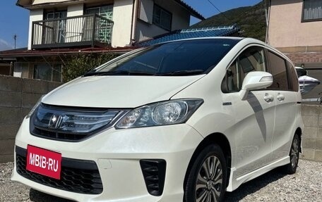 Honda Freed I, 2014 год, 749 000 рублей, 1 фотография