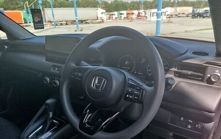 Honda Vezel, 2021 год, 2 150 000 рублей, 7 фотография