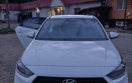 Hyundai Solaris II рестайлинг, 2017 год, 589 000 рублей, 6 фотография