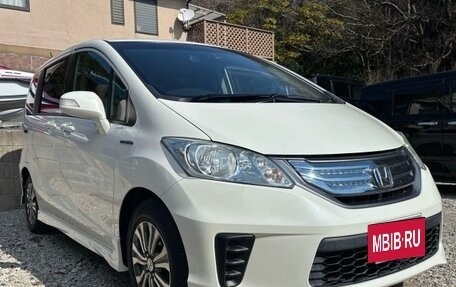 Honda Freed I, 2014 год, 749 000 рублей, 3 фотография