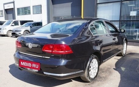 Volkswagen Passat B7, 2011 год, 895 000 рублей, 5 фотография