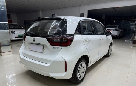 Honda Fit, 2021 год, 950 000 рублей, 7 фотография