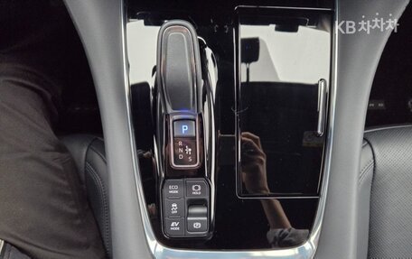 Toyota Alphard, 2024 год, 10 590 000 рублей, 11 фотография