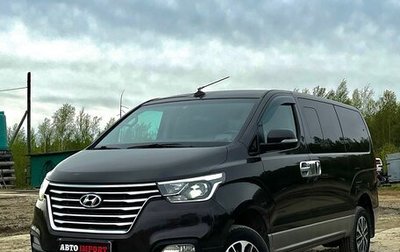 Hyundai Grand Starex Grand Starex I рестайлинг 2, 2018 год, 3 790 000 рублей, 1 фотография