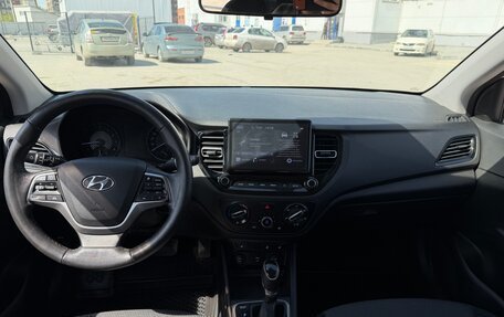 Hyundai Solaris II рестайлинг, 2021 год, 1 030 000 рублей, 13 фотография
