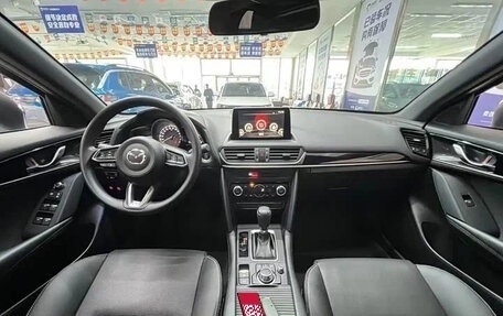 Mazda CX-4, 2021 год, 1 660 000 рублей, 8 фотография