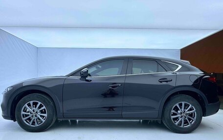 Mazda CX-4, 2022 год, 1 877 000 рублей, 8 фотография