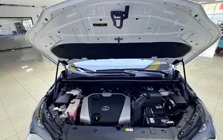 Lexus NX I, 2020 год, 3 000 000 рублей, 13 фотография