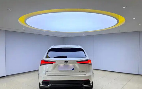 Lexus NX I, 2020 год, 3 000 000 рублей, 5 фотография
