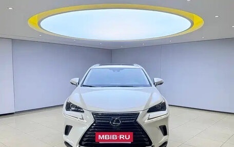Lexus NX I, 2020 год, 3 000 000 рублей, 2 фотография