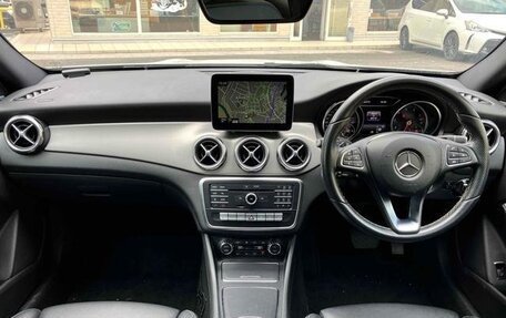 Mercedes-Benz GLA, 2017 год, 1 141 000 рублей, 13 фотография
