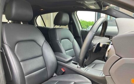 Mercedes-Benz GLA, 2017 год, 1 141 000 рублей, 10 фотография