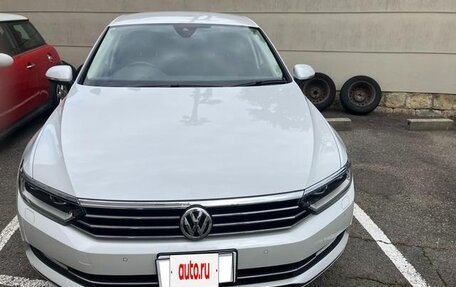 Volkswagen Passat B8 рестайлинг, 2015 год, 1 280 000 рублей, 2 фотография
