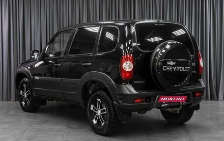 Chevrolet Niva I рестайлинг, 2016 год, 569 000 рублей, 2 фотография