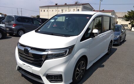Honda Stepwgn IV, 2021 год, 2 600 000 рублей, 4 фотография