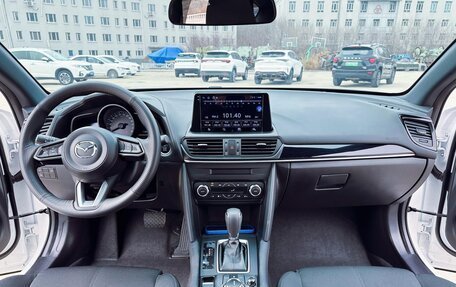 Mazda CX-4, 2022 год, 1 756 000 рублей, 8 фотография
