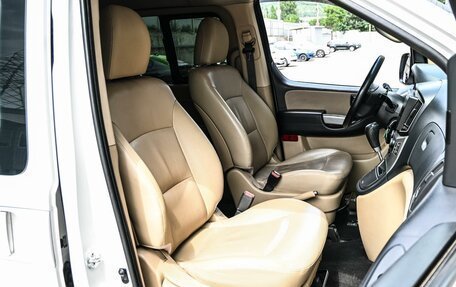 Hyundai H-1 II рестайлинг, 2019 год, 2 679 000 рублей, 8 фотография